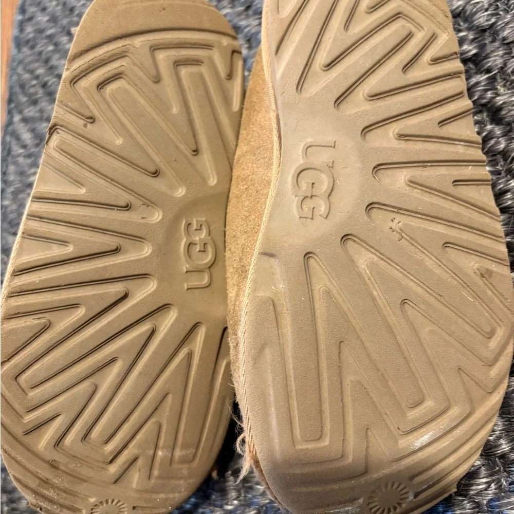 UGG Tazman kids